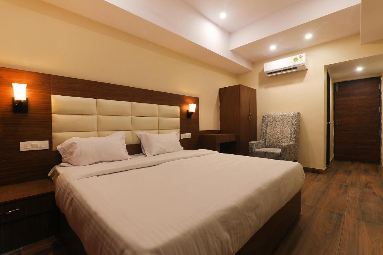 לקנאו Fabhotel Blueark מראה חיצוני תמונה