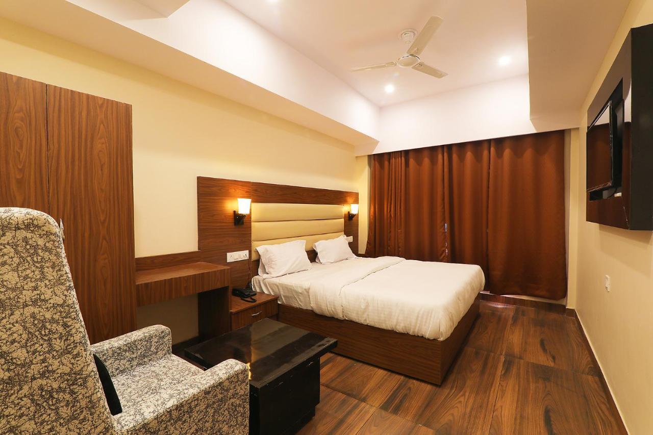 לקנאו Fabhotel Blueark מראה חיצוני תמונה